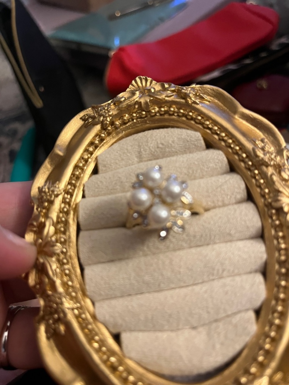 Vintage Pearl Cluster Ring in Gold Tone, Size 11 - Picture 2 of 3